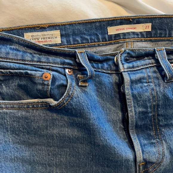 Levi Wedgie Jeans sz27 - Picture 1 of 5